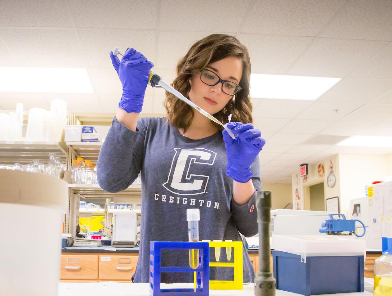 Creighton student working in the CURAS lab